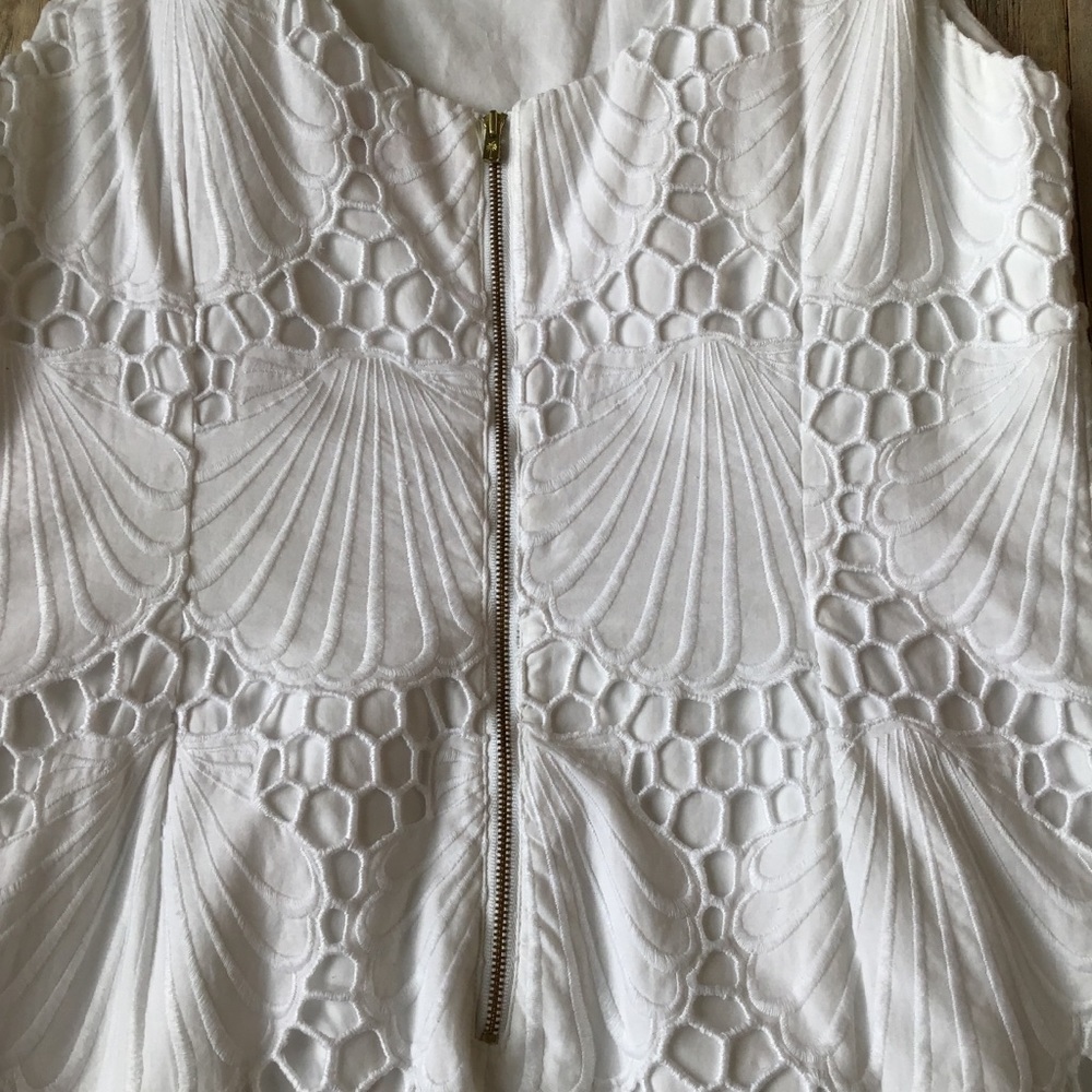 Lilly Pulitzer White Eyelet Shell-Pattern Sleevel… - image 4